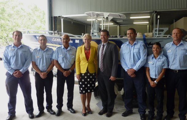 Minister issues warning to illegal fishers